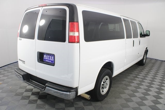 2016 Chevrolet Express 3500 LT Passenger
