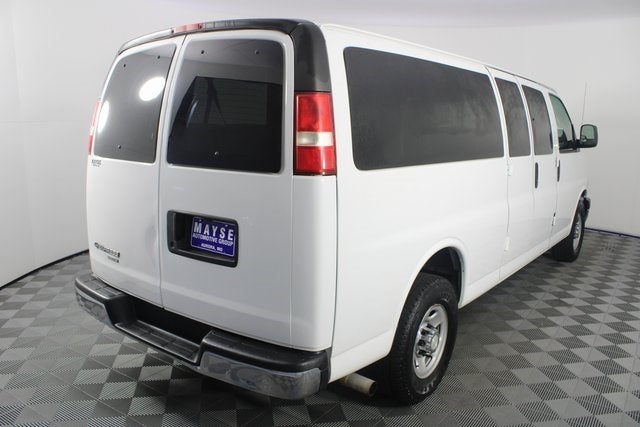 2016 Chevrolet Express 3500 LT Passenger
