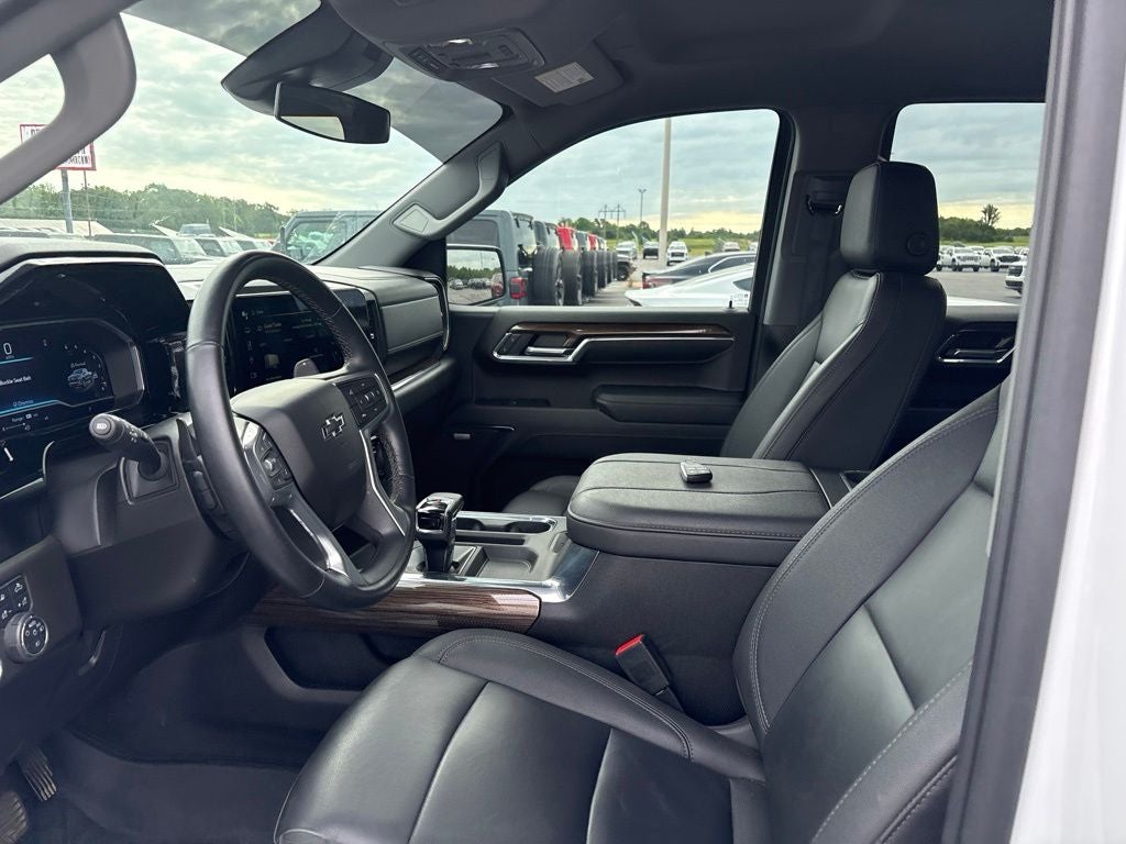 2024 Chevrolet Silverado 1500 RST