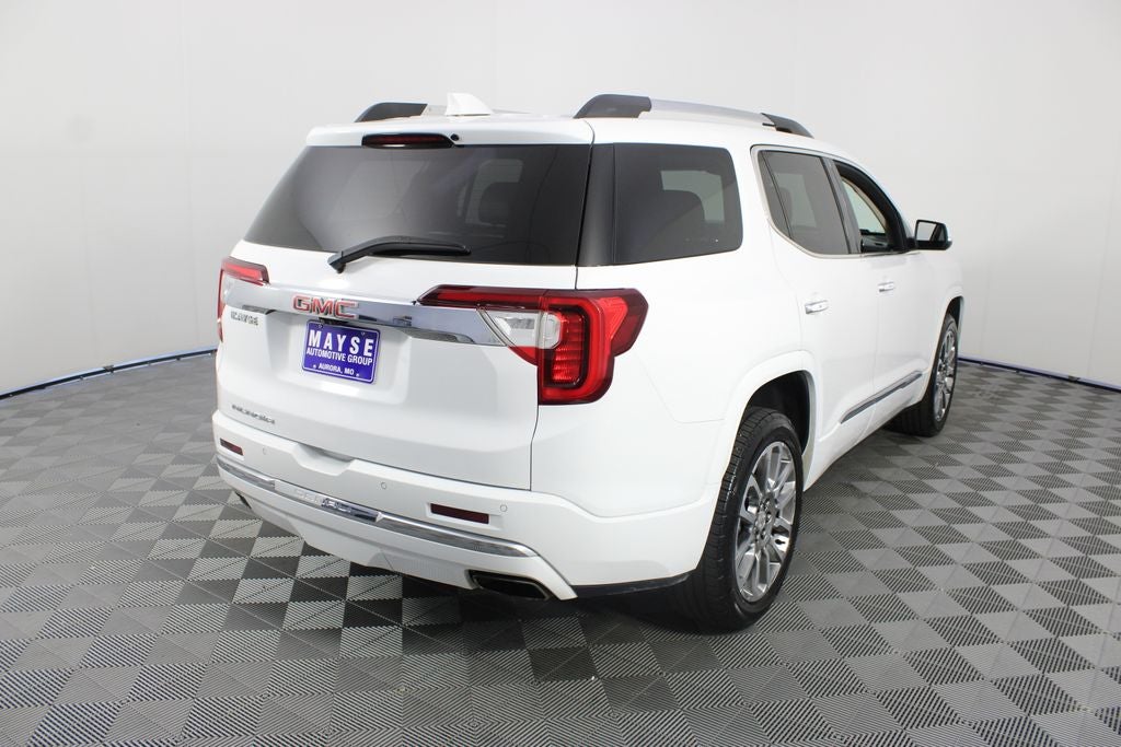 2023 GMC Acadia Denali
