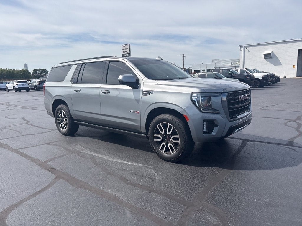 2023 GMC Yukon XL AT4