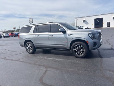 2023 GMC Yukon XL AT4