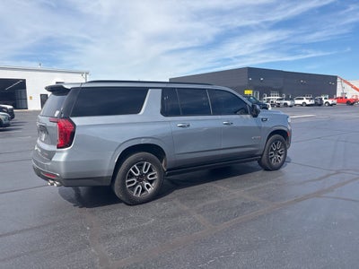 2023 GMC Yukon XL AT4