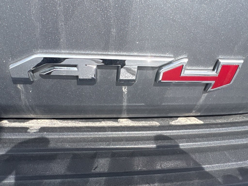 2023 GMC Yukon XL AT4