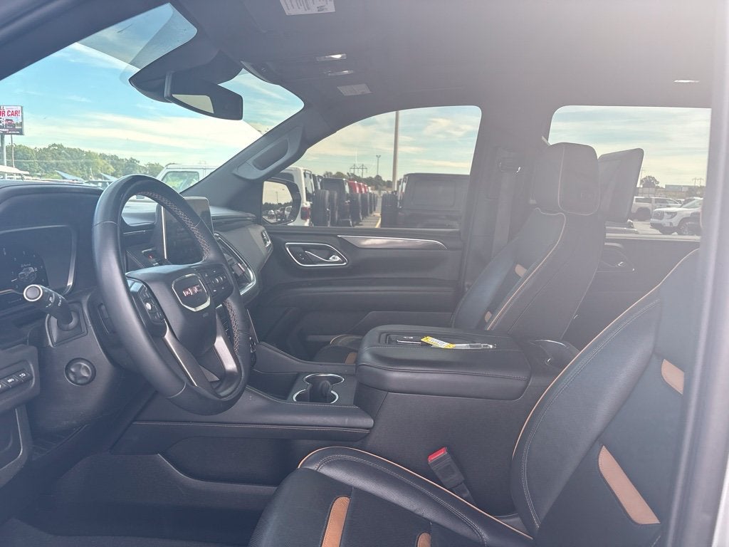 2023 GMC Yukon XL AT4