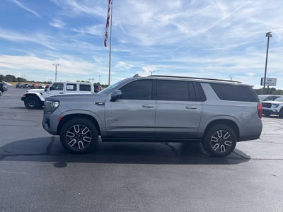 2023 GMC Yukon XL AT4