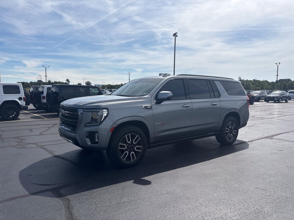 2023 GMC Yukon XL AT4