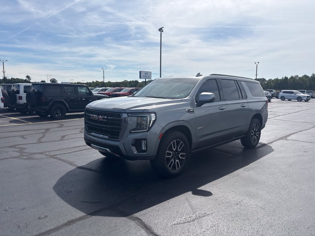 2023 GMC Yukon XL AT4