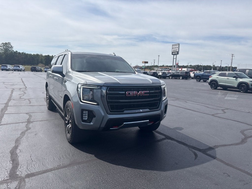 2023 GMC Yukon XL AT4