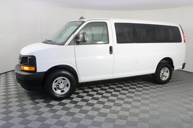 2017 Chevrolet Express 2500 LS Passenger