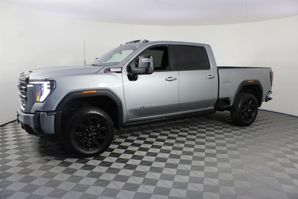 2025 GMC Sierra 2500HD AT4