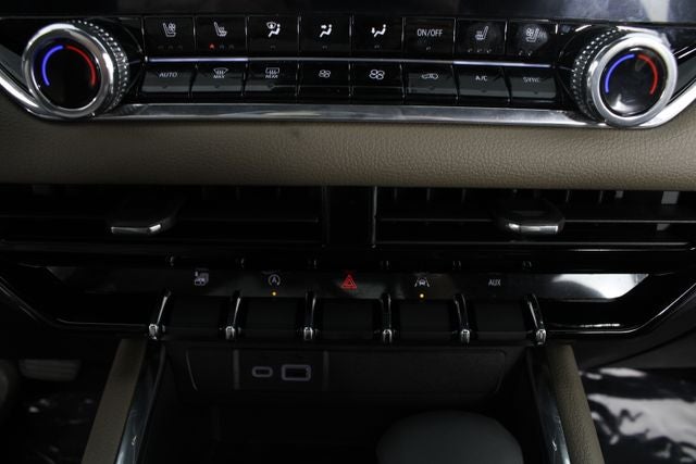 2024 GMC Canyon Denali