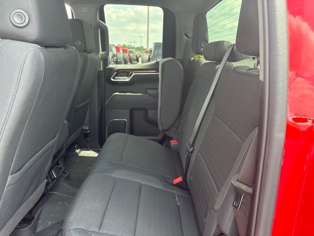 2025 GMC Sierra 1500 SLE