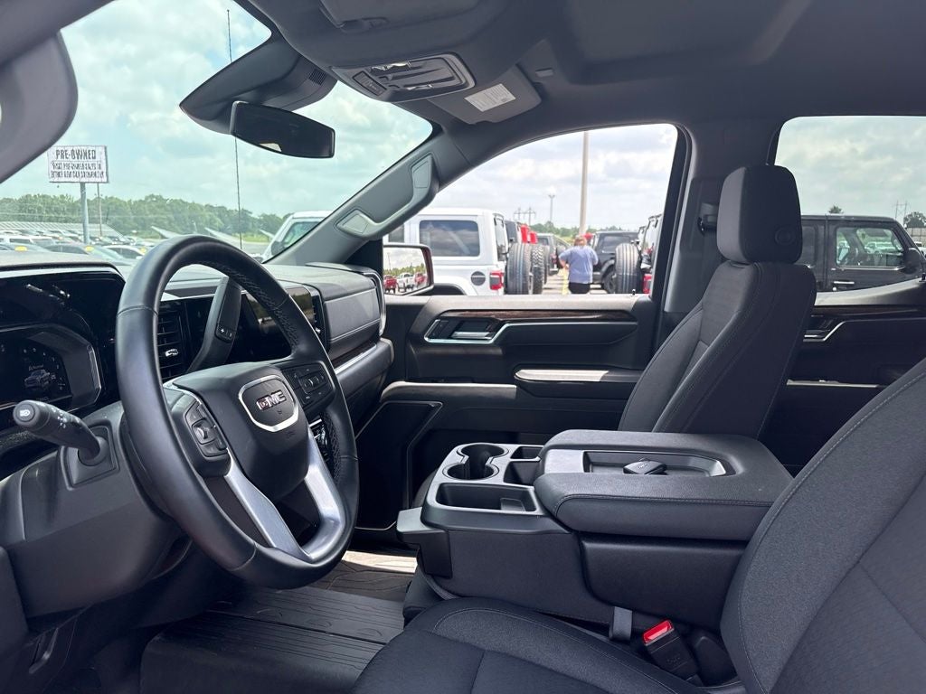 2025 GMC Sierra 1500 SLE