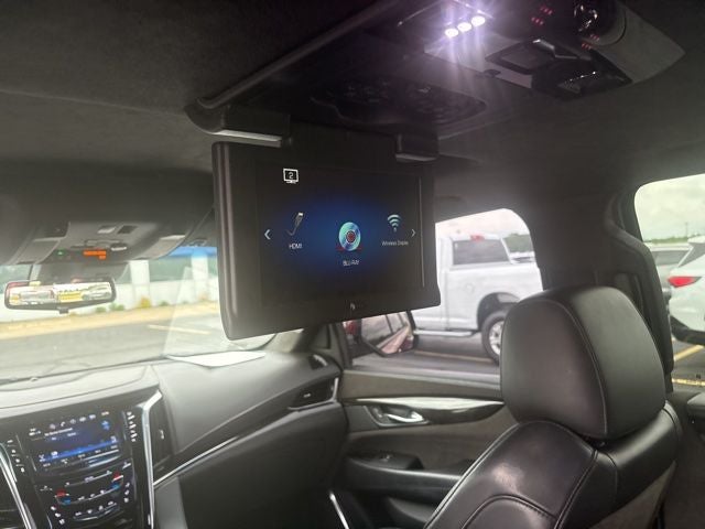 2020 Cadillac Escalade Platinum Edition