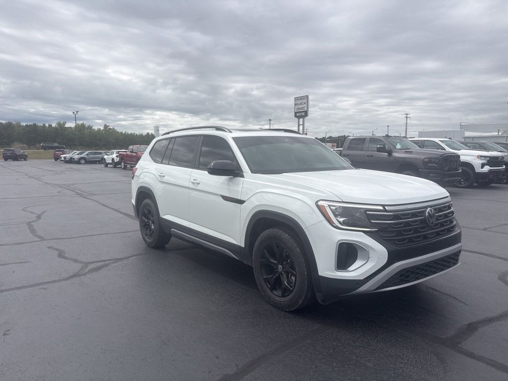 2024 Volkswagen Atlas 2.0T Peak Edition SE w/Technology