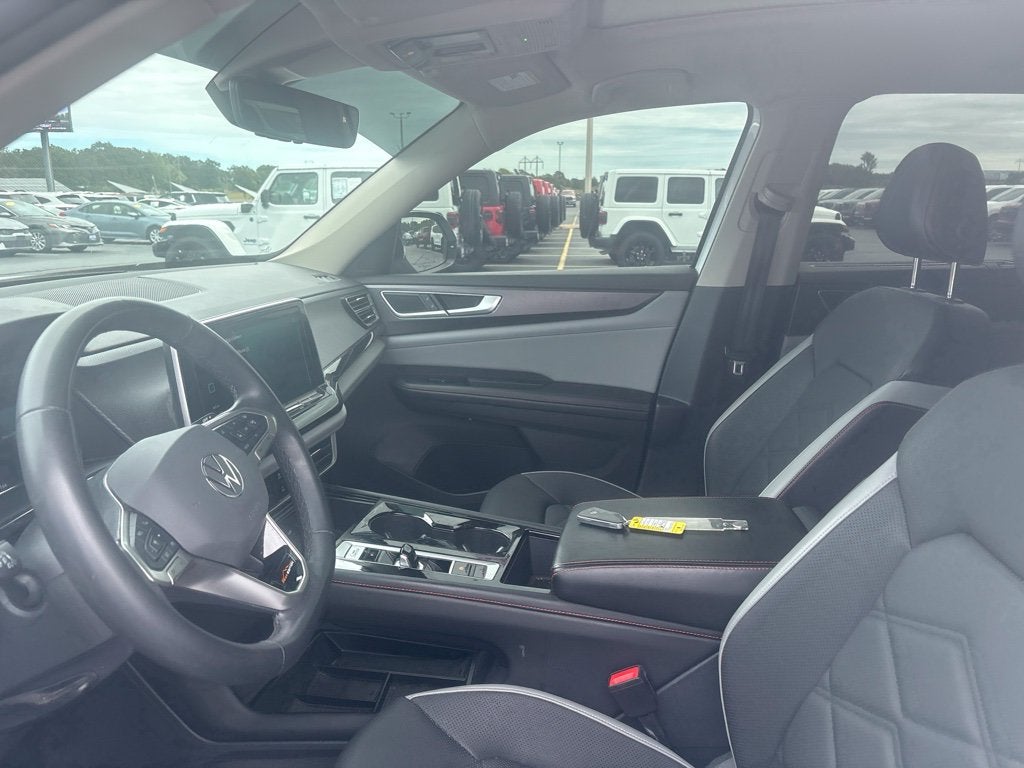 2024 Volkswagen Atlas 2.0T Peak Edition SE w/Technology