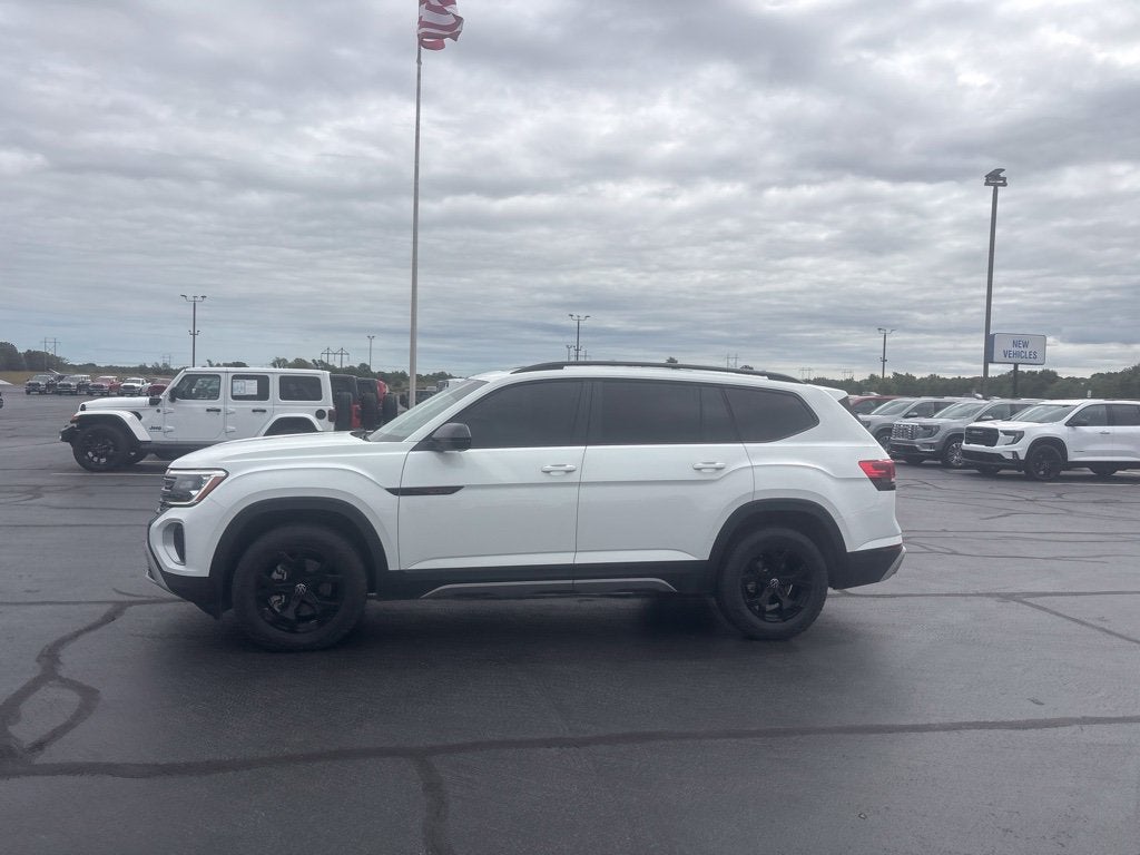 2024 Volkswagen Atlas 2.0T Peak Edition SE w/Technology