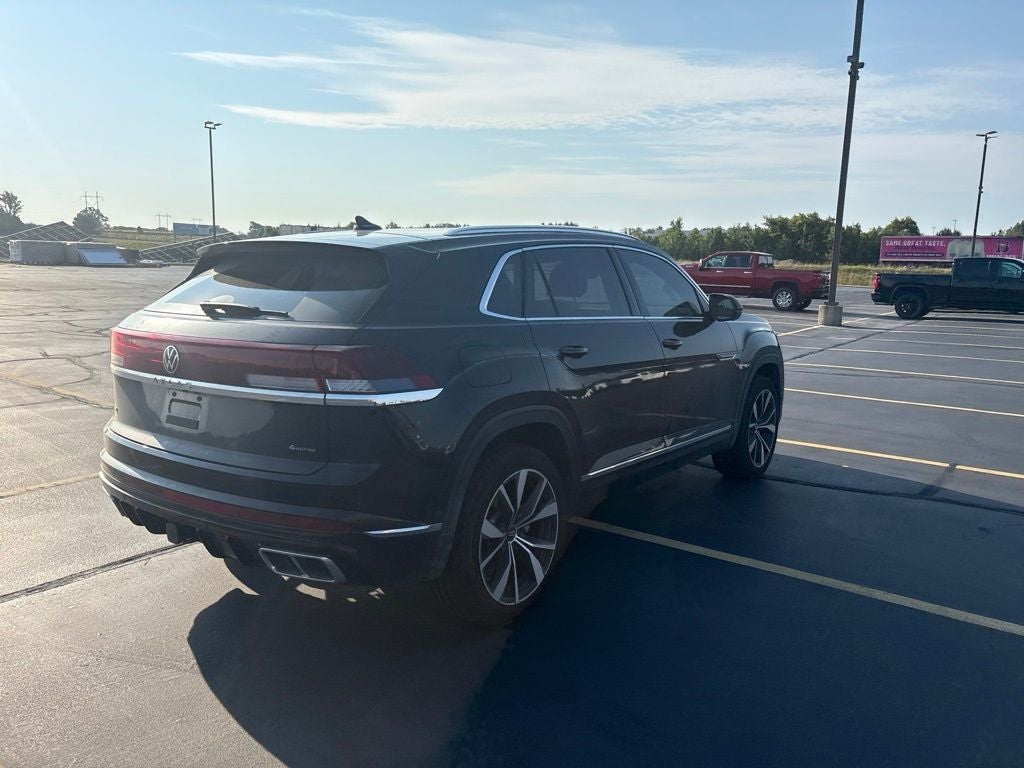 2025 Volkswagen Atlas Cross Sport 2.0T SEL Premium R-Line
