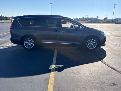 2020 Chrysler Pacifica Limited