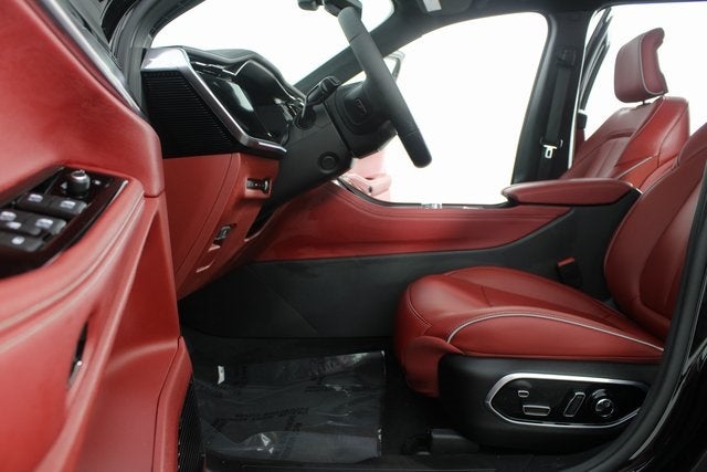 2024 Jeep Wagoneer S Launch Edition