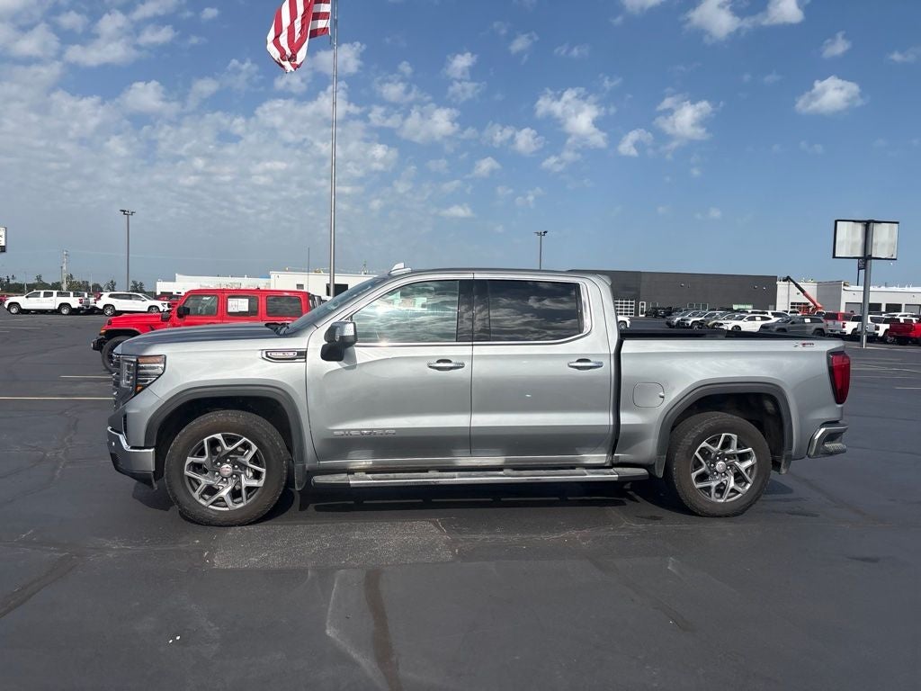 2024 GMC Sierra 1500 SLT