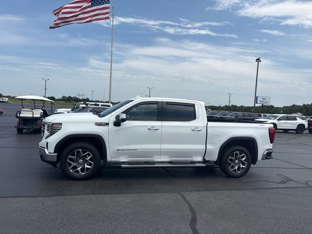 2025 GMC Sierra 1500 SLT