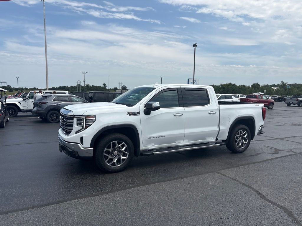 2025 GMC Sierra 1500 SLT