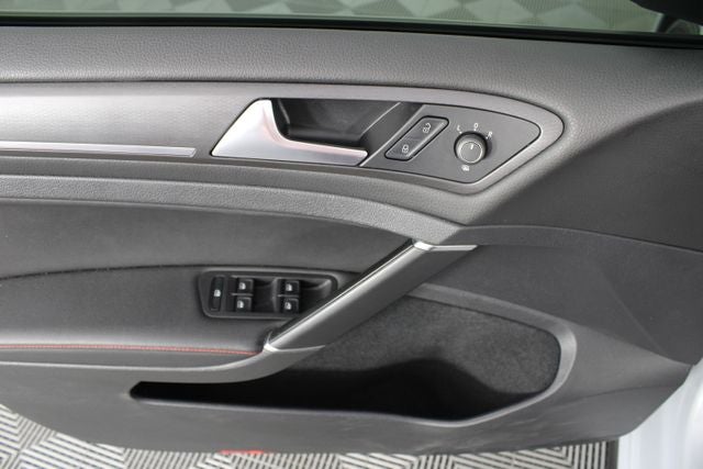 2021 Volkswagen Golf GTI 2.0T SE