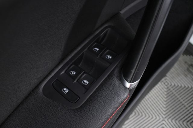 2021 Volkswagen Golf GTI 2.0T SE