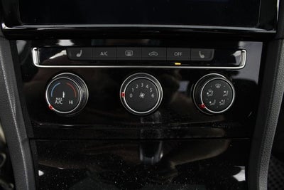 2021 Volkswagen Golf GTI 2.0T SE