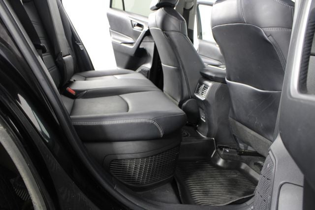 2023 Toyota RAV4 Hybrid XLE Premium