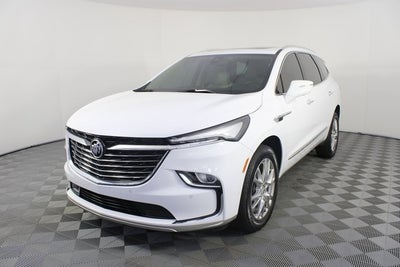 2022 Buick Enclave Essence