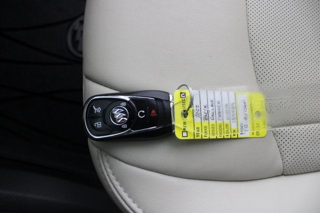 2022 Buick Enclave Essence