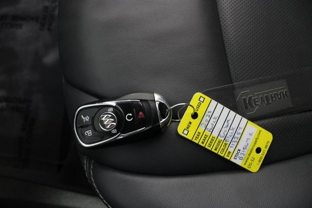 2020 Buick Enclave Essence