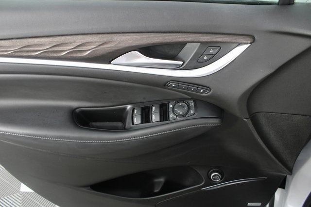 2022 Buick Enclave Avenir