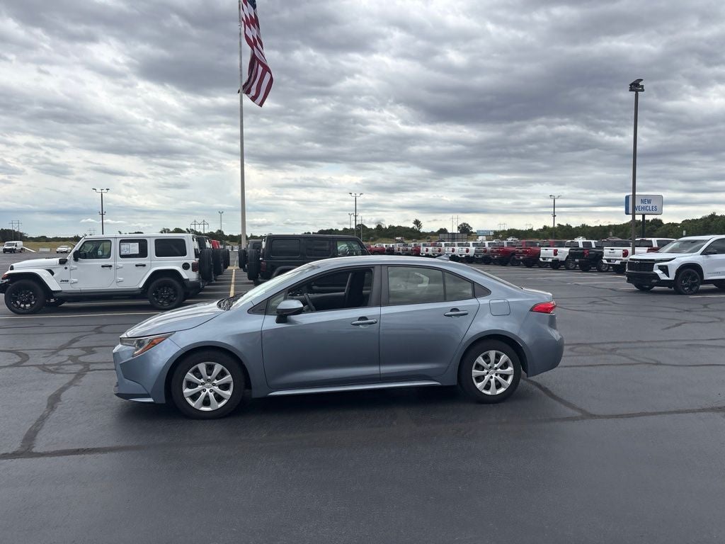 2022 Toyota Corolla LE
