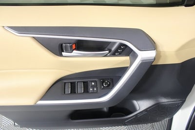 2021 Toyota RAV4 Hybrid XLE Premium